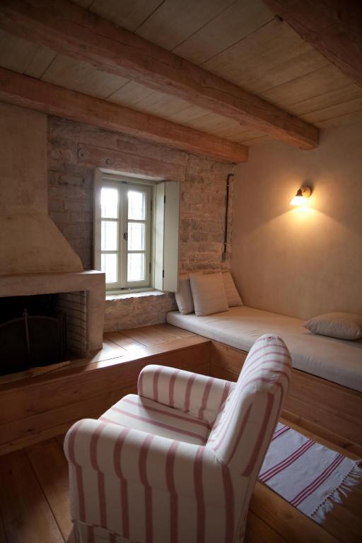 Astra Inn Papingo Room photo