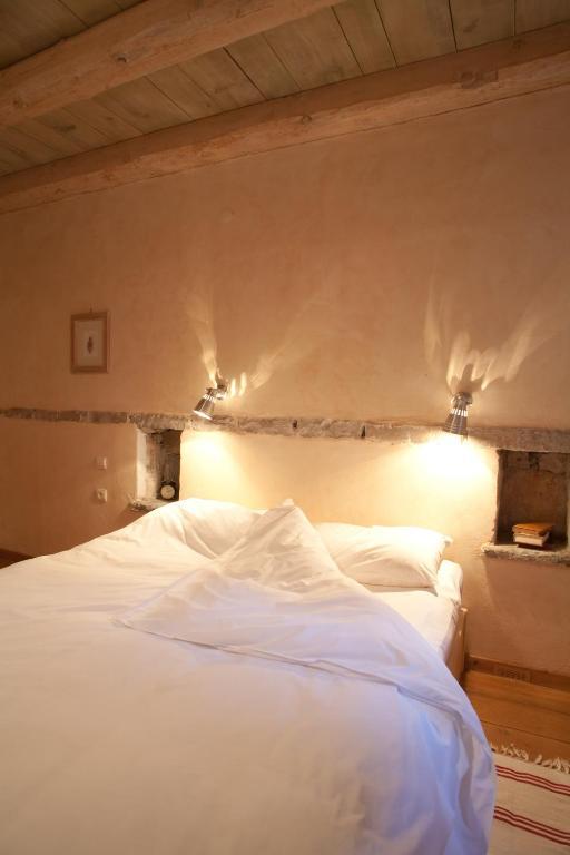 Astra Inn Papingo Room photo